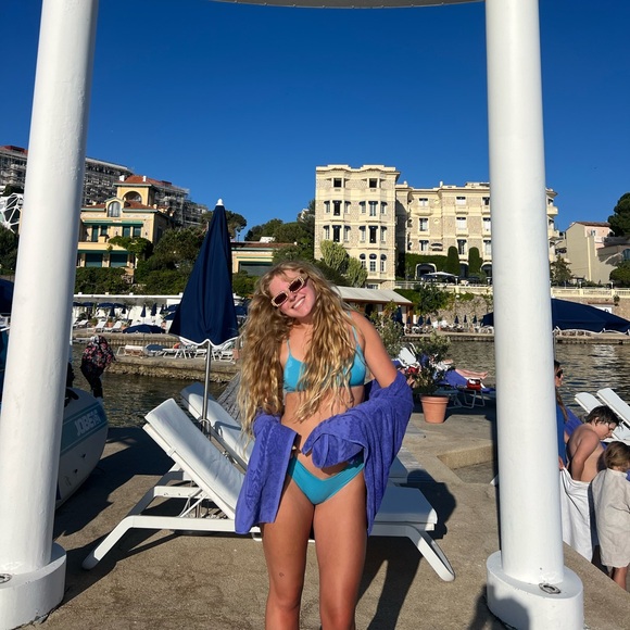 Meet your Posher, McKenna - Picture 6 of 7